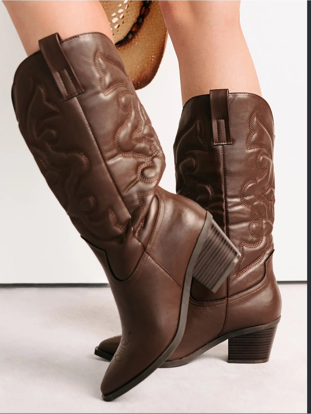 BAMBOO Western Style Cowgirl Faux Leather Pointed Toe Boots
